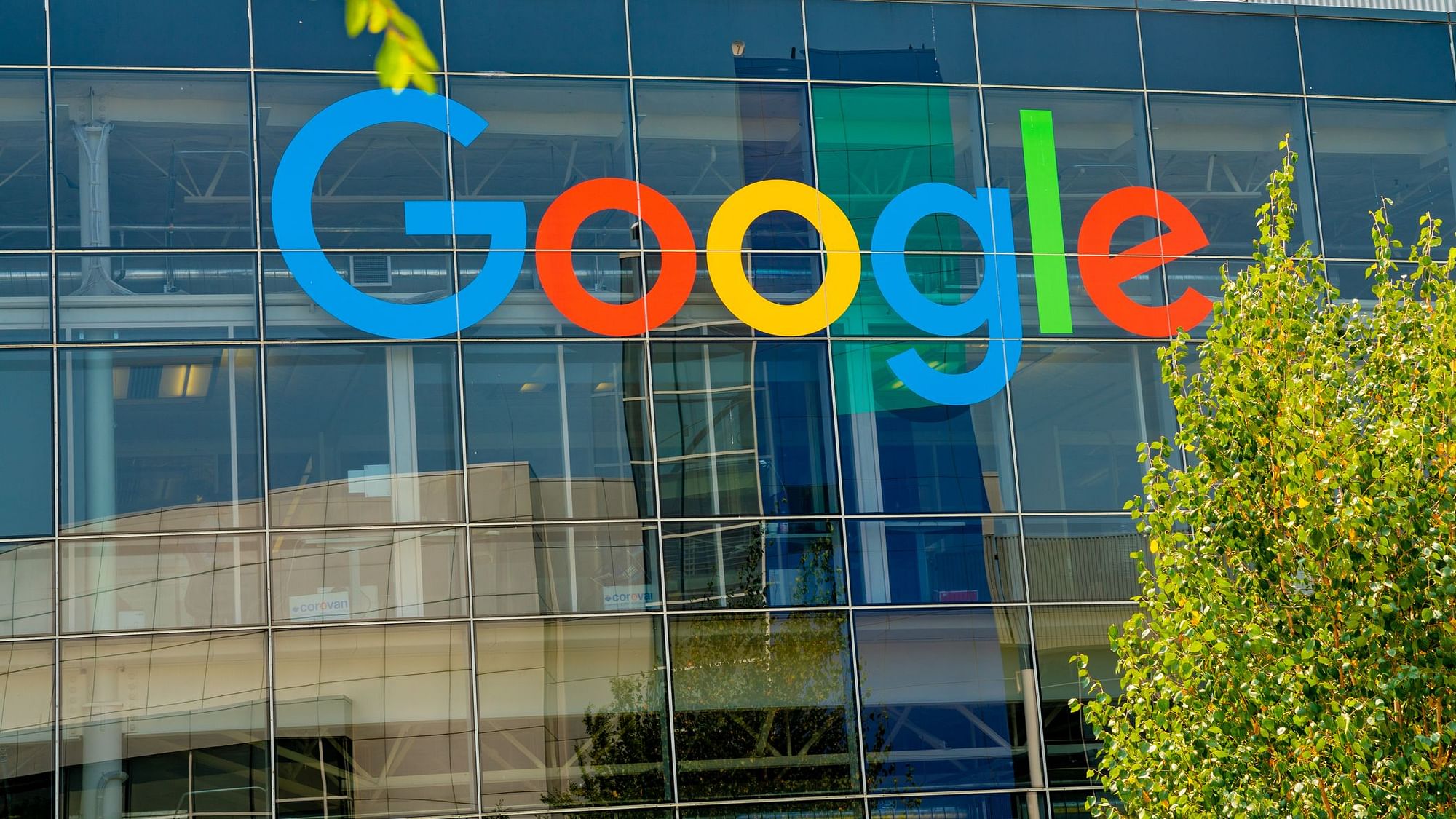 गूगल ने इससे पहले जनवरी 2021 तक घर से काम करने की अनुमति दी थी