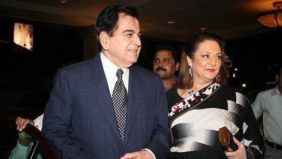 Dilip Kumar à¤ª à¤ à¤¸à¤°à¤ à¤° à¤ à¤« à¤¸à¤² à¤ªà¤° à¤¸ à¤¯à¤° à¤¬ à¤¨ à¤¬ à¤² à¤²à¤à¤¤ à¤¹ à¤à¤¬ à¤¸à¤ªà¤¨ à¤ª à¤° à¤¹ à¤ Saira Banu Reaction On Pak Government Move To Conserve Dilip Kumar S Home #सायरी_जो_दिल_को_छू_ले | 21.6k ludzi obejrzało to. dilip kumar à¤ª à¤ à¤¸à¤°à¤ à¤° à¤ à¤« à¤¸à¤² à¤ªà¤° à¤¸ à¤¯à¤° à¤¬ à¤¨ à¤¬ à¤² à¤²à¤à¤¤ à¤¹ à¤à¤¬ à¤¸à¤ªà¤¨ à¤ª à¤° à¤¹ à¤ saira banu reaction on pak government move to conserve dilip kumar s home