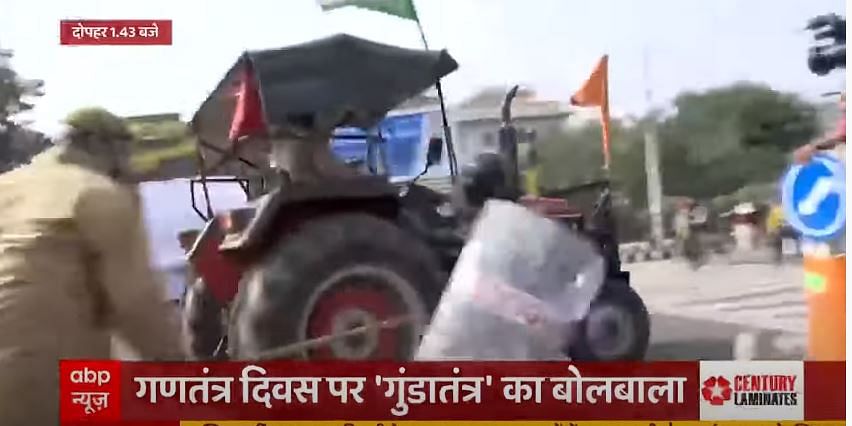  मंगलवार को दिल्ली में प्रदर्शनकारी किसानों की ट्रैक्टर रैली के दौरान कई जगह हिंसा देखने को मिली.