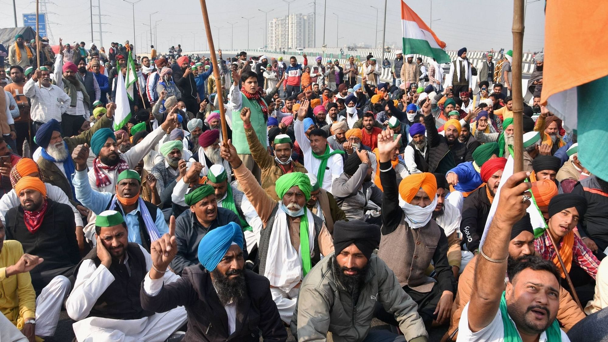 Farmers Protest| संयुक्त किसान मोर्चा ने मनाया संपूर्ण क्रांति दिवस, जमकर नारेबाजी, Farmers Protest Samyukt Kisan Morcha Total Revolution Day attacks BJP Haryana Govt