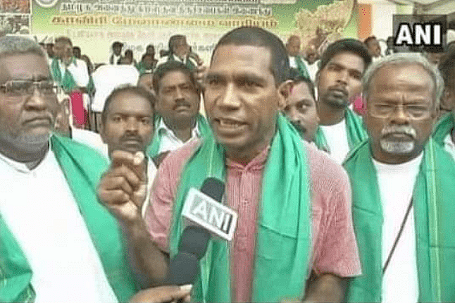 यह फोटो साल 2018 की है न कि किसान आंदोलन की