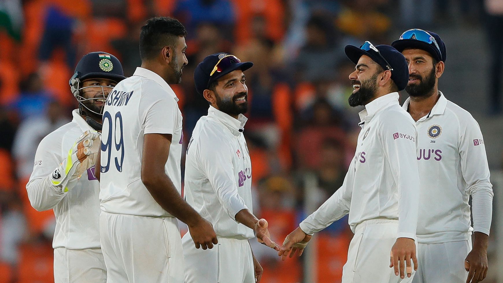 भारत-इंग्लैड के बीच खेली जारी टेस्ट सीरीज के तीसरे मैच की फोटो