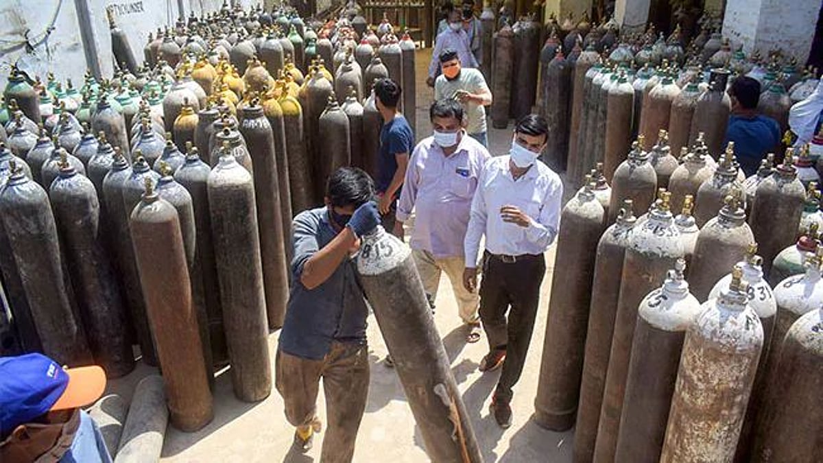 ऑक्सीजन सप्लाई पर दिल्ली HC- 'अड़चन पैदा की तो लटका देंगे'