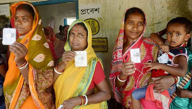 पश्चिम बंगाल चुनाव: आठवें  चरण के लिए 35 सीटों पर वोटिंग शुरू