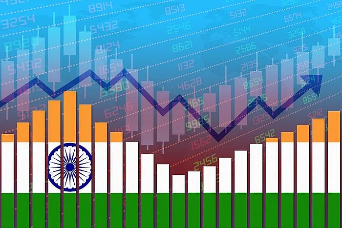 कोरोना टेस्ट में देरी, कम पड़ी ऑक्सीजन-बेड-दवाई,ये नौबत कैसे आई?