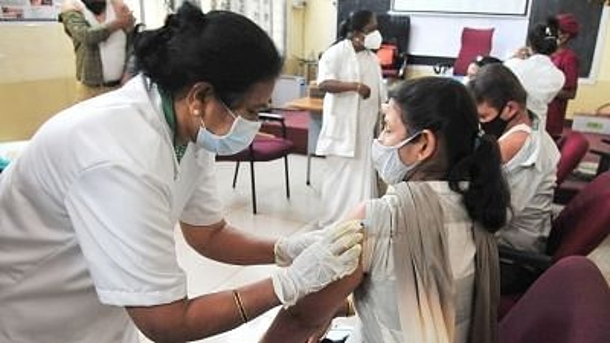 न बच्चे की फिक्र,न शादी की चिंता..इन महिला कोरोना योद्धाओं को सलाम