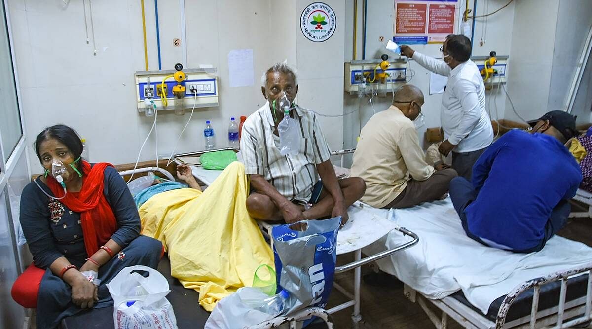 भारत में अस्पतालों की स्थिति खराब होती जा रही है और ऑक्सीजन की कमी है