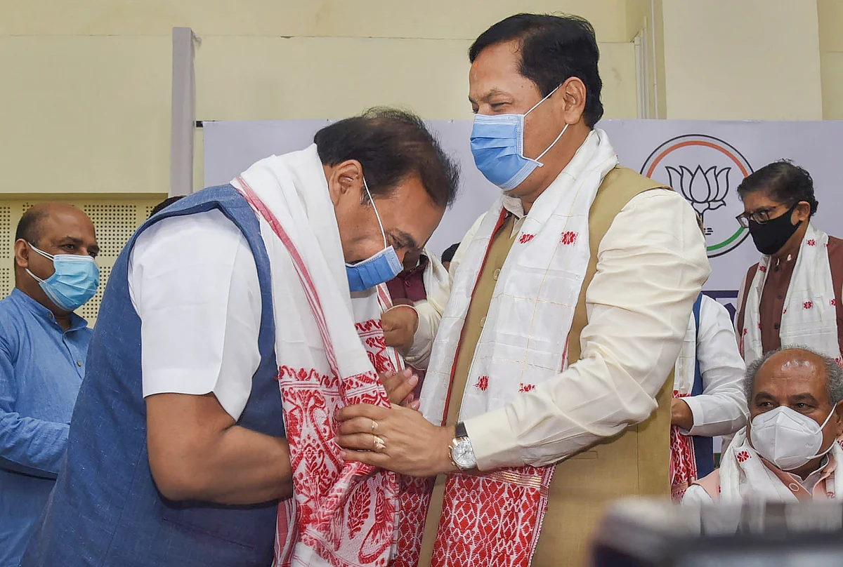 9 मई 2021 को गुवाहाटी में बीजेपी विधायक दल के नेता चुने गए सरमा
