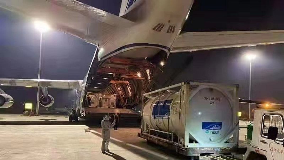 चीन से आया 61 विमानों में सामान, कोविड राहत के लिए और क्या भेजेगा?