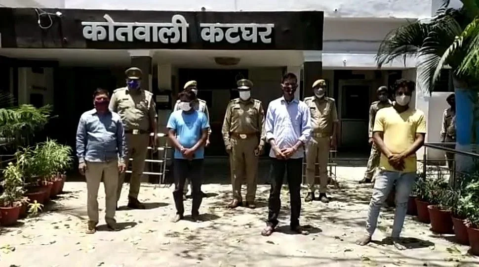 ‘’गोरक्षा के नाम पर की पिटाई, मांगे पैसे, अब मिल रहीं धमकियां’’