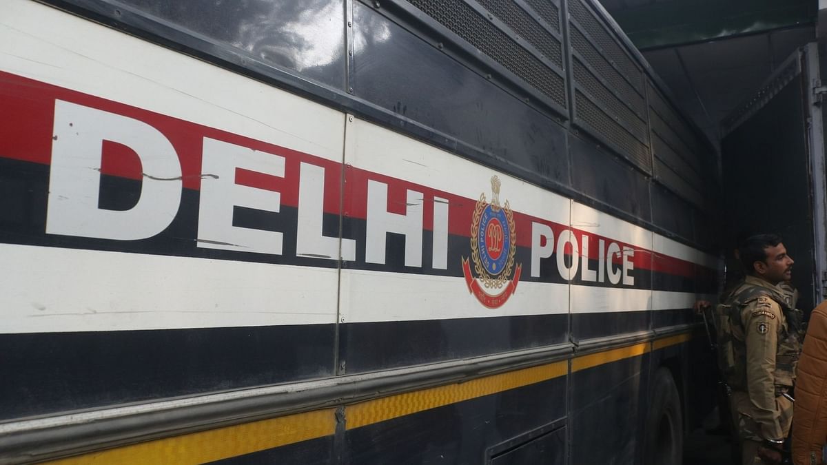 ट्विटर ऑफिस पहुंची दिल्ली पुलिस, कांग्रेस बोली- डर गई मोदी सरकार