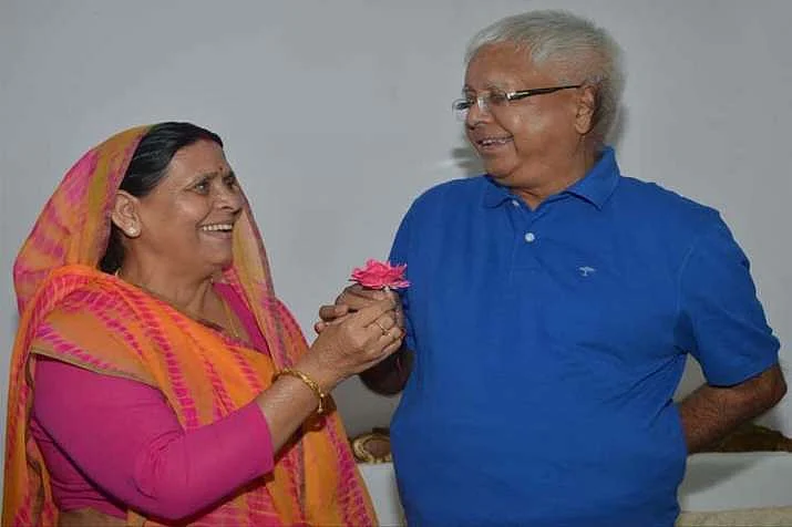 ‘महारानी’ के बहाने राबड़ी को बनाया निशाना, भड़की लालू की बेटी
