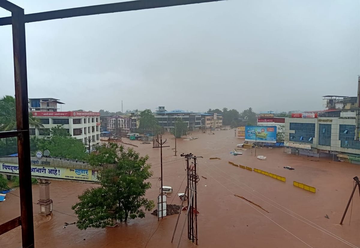 महाराष्ट्र में बारिश का कहर जारी, गोवंडी में इमारत गिरी, 3 की मौत