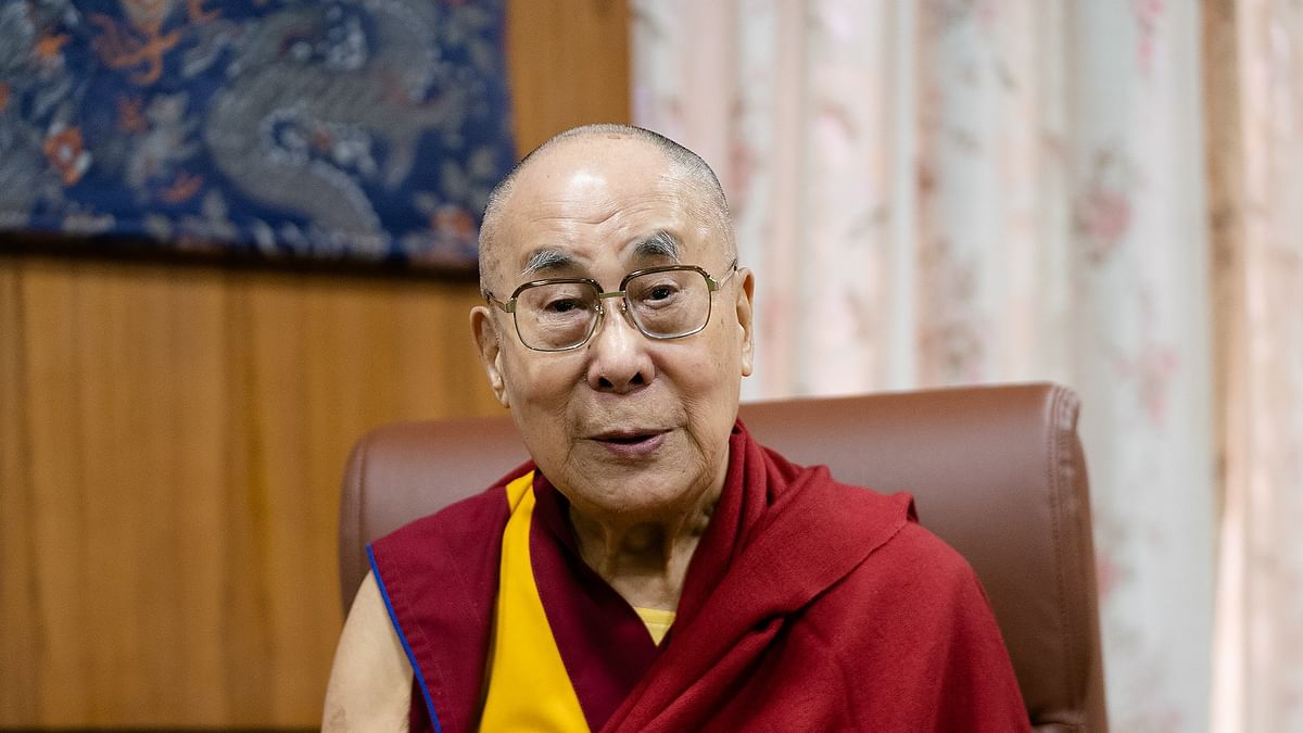 दलाई लामा के कई सलाहकार, तिब्बती अधिकारी भी पेगासस के संभावित टारगेट थे: रिपोर्ट