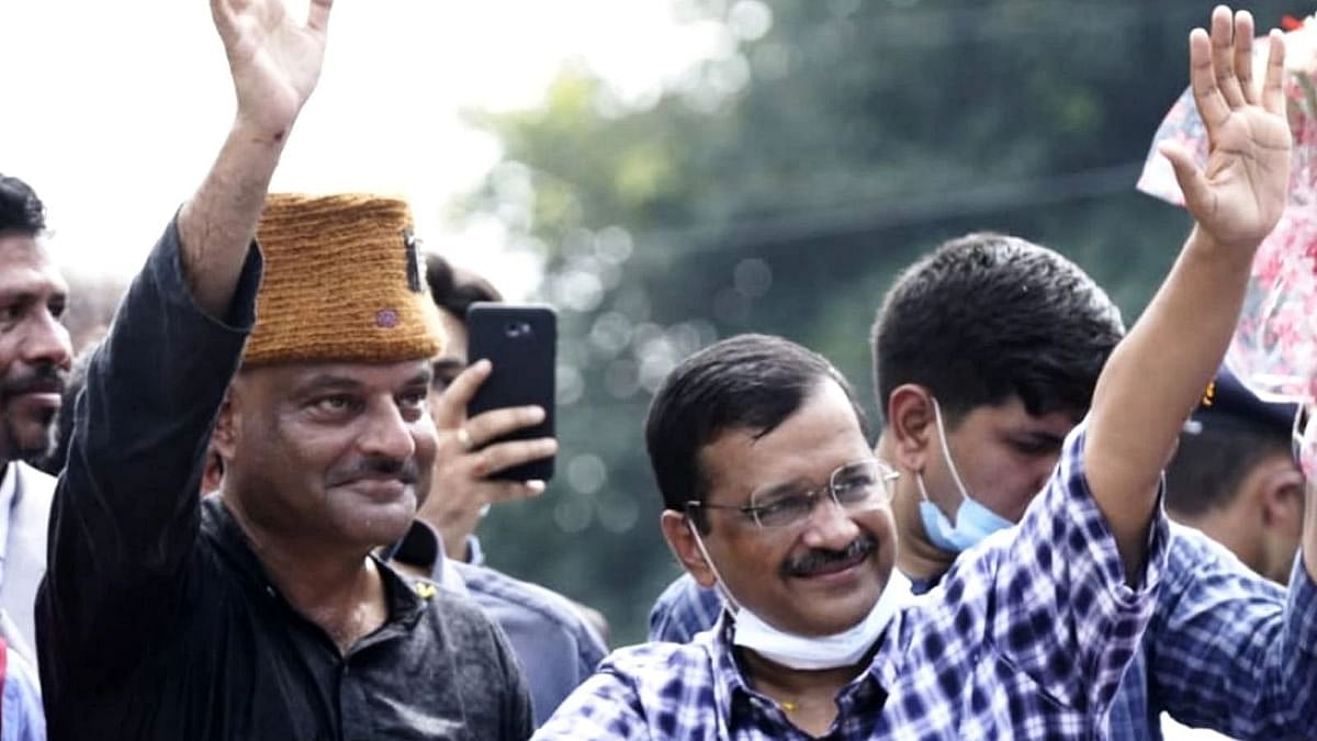 उत्तराखंड:AAP CM उम्मीदवार कोठियाल को पैसे लेकर मिली चौकीदार की नौकरी,घिरी सरकार