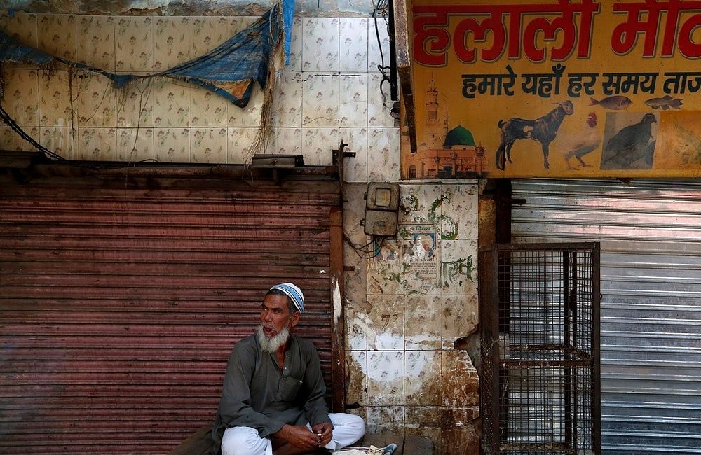 मथुरा मीट बैन:UP में कारोबारी लगातार किए जा रहे टारगेट, गैर मुस्लिम भी प्रभावित