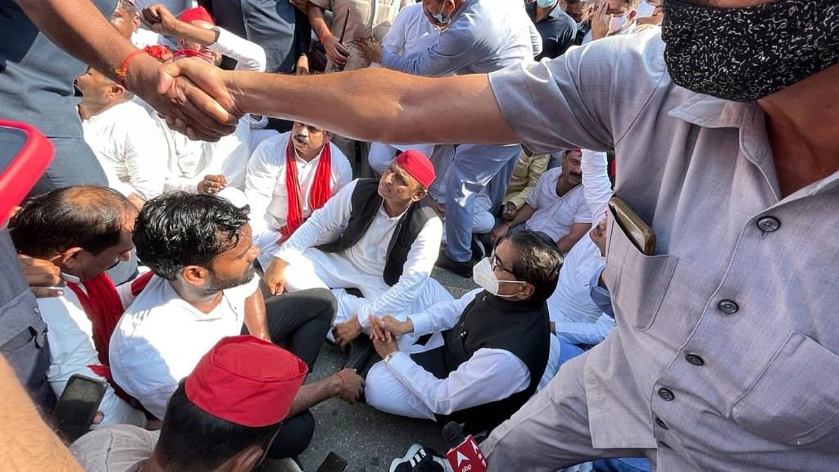 लखीमपुर हिंसा:अखिलेश यादव को पुलिस ने हिरासत में लिया,कहा-सरकार क्या छिपा रही है