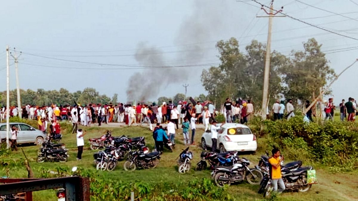 लखीमपुर हिंसा: मारे गए पत्रकार के भाई ने कहा- 'कार सवार पर हत्या का केस हो दर्ज'