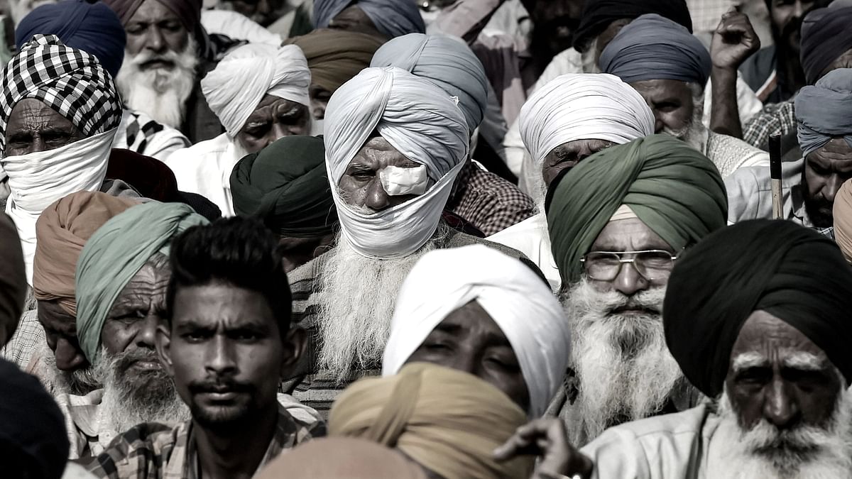 सिंघु बॉर्डर पर शख्स की बेरहमी से हत्या, किसान नेताओं ने बुलाई आपात बैठक
