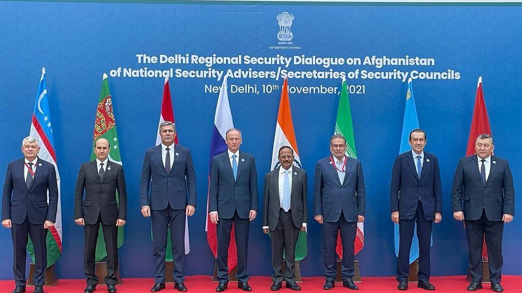 <div class="paragraphs"><p>अफगानिस्तान पर 8 देशों की मीटिंग-शांति, सुरक्षा और आतंकवाद पर हुई चर्चा</p></div>