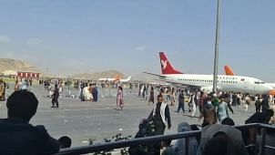 अफगान व्यापारियों ने तालिबान से काबुल एयरपोर्ट का ठेका UAE को देने को कहा