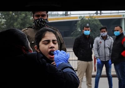 दिल्ली में कोरोना के 20 हजार से अधिक केस, 17 लोगों की मौत 