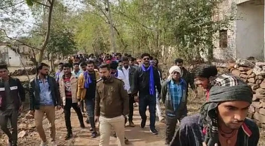 MP: दलित दूल्हे के घोड़ी चढ़ने से नाराज दबंगों ने शादी वाले घर पर किया पथराव