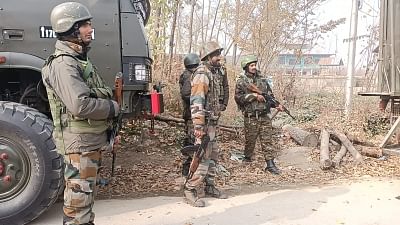 जम्मू-कश्मीर: सुरक्षा बलों के साथ मुठभेड़ में 2 आतंकी ढेर