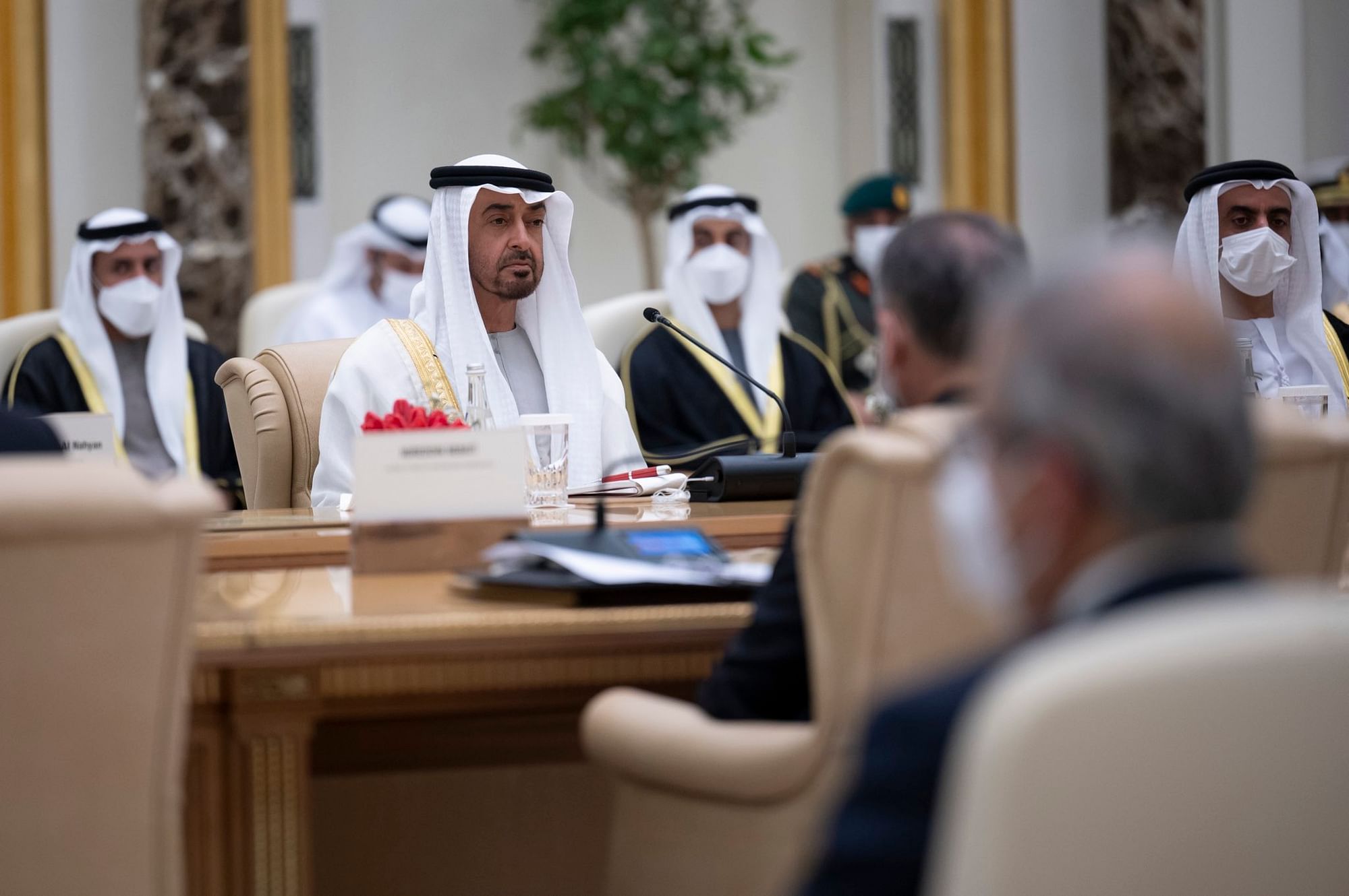 <div class="paragraphs"><p>Sheikh Mohamed bin Zayed Al Nahyan UAE के नए राष्ट्रपति चुने गए</p></div>