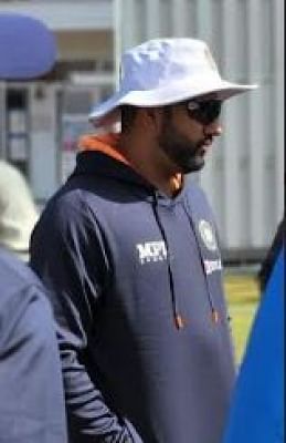 <div class="paragraphs"><p>रोहित शर्मा ने भारतीय टेस्ट टीम के साथ शुरू किया अभ्यास</p></div>