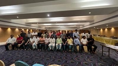 Maharashtra Crisis: गुवाहाटी का होटल किले में तब्दील, शिंदे ने 40 बागी MLAs के समर्थन का दावा किया
