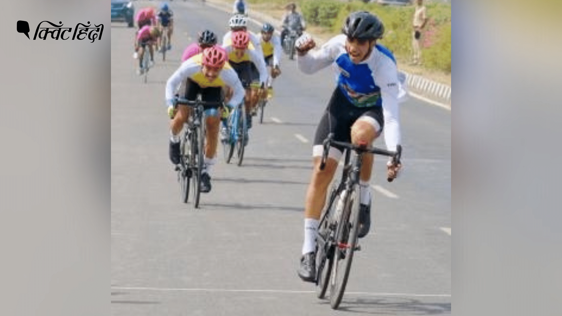 <div class="paragraphs"><p>दर्जी के बेटे आदिल अल्ताफ ने जीता जम्मू-कश्मीर के लिए पहला साइकिलिंग गोल्ड</p></div>