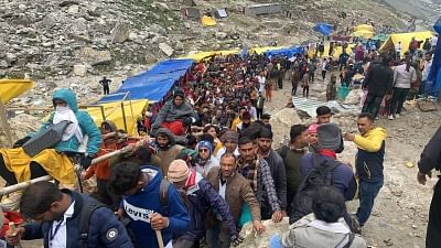 Amarnath Yatra: अमरनाथ यात्रा के लिए 5,461 तीर्थयात्रियों का जत्था हुआ रवाना;  5,461 pilgrims leave for Amarnath Yatra