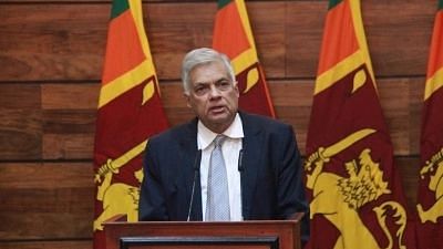 <div class="paragraphs"><p>SriLanka: कई पार्टियों ने विक्रमसिंघे के खिलाफ अविश्वास प्रस्ताव की धमकी दी</p></div>