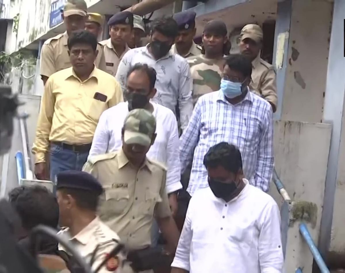 Jharkhand: गिरफ्तार विधायकों के केस की जांच CID ही करेगी, HC ने याचिका खारिज की 