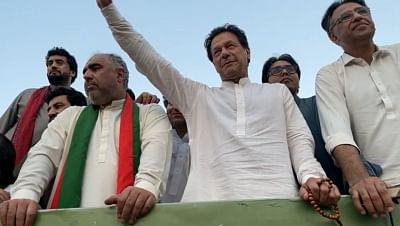 <div class="paragraphs"><p>Pakistan: एंटी टेरर एक्ट के तहत Imran Khan के खिलाफ जांच शुरू</p></div>
