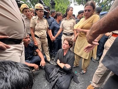 Congress Protest: हम पीएम आवास तक चलकर महंगाई दिखाना चाहते हैं- प्रियंका गांधी