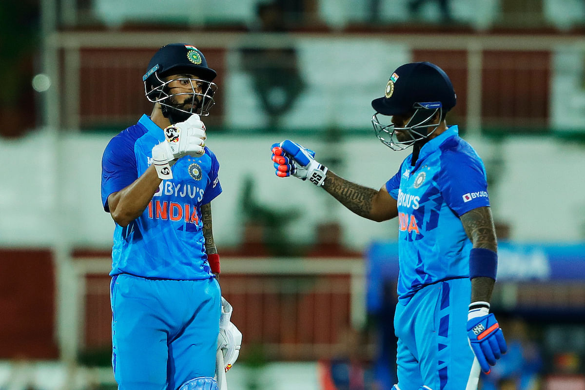 Today's Top 10 News: साउथ अफ्रीका के खिलाफ पहले टी-20 मैच में भारत की शानदार जीत, 8 विकेट से हराया.