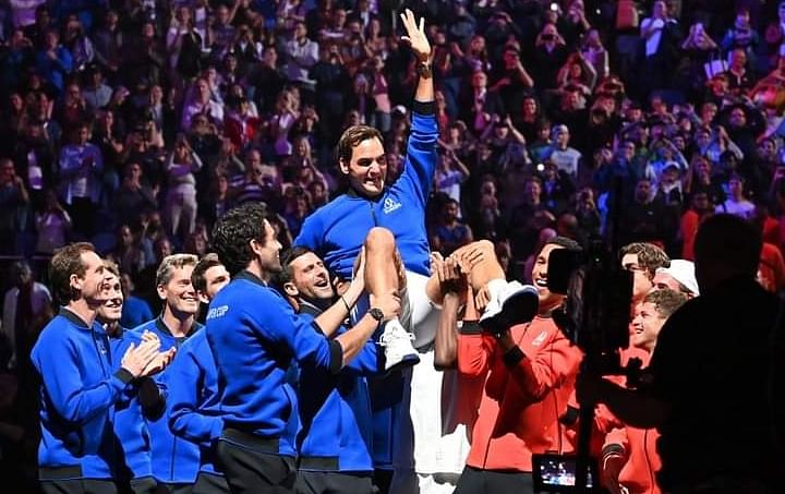 Roger Federer का आखिरी मैच देख फैंस और खिलाड़ी हुए भावुक- बोले-आप बहुत याद आएंगे