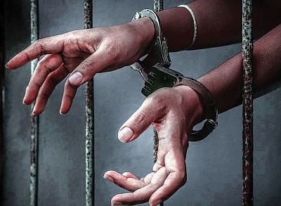 केरल के छोटे पर्दे के 2 और अभिनेता ड्रग तस्करी के आरोप में कर्नाटक से गिरफ्तार