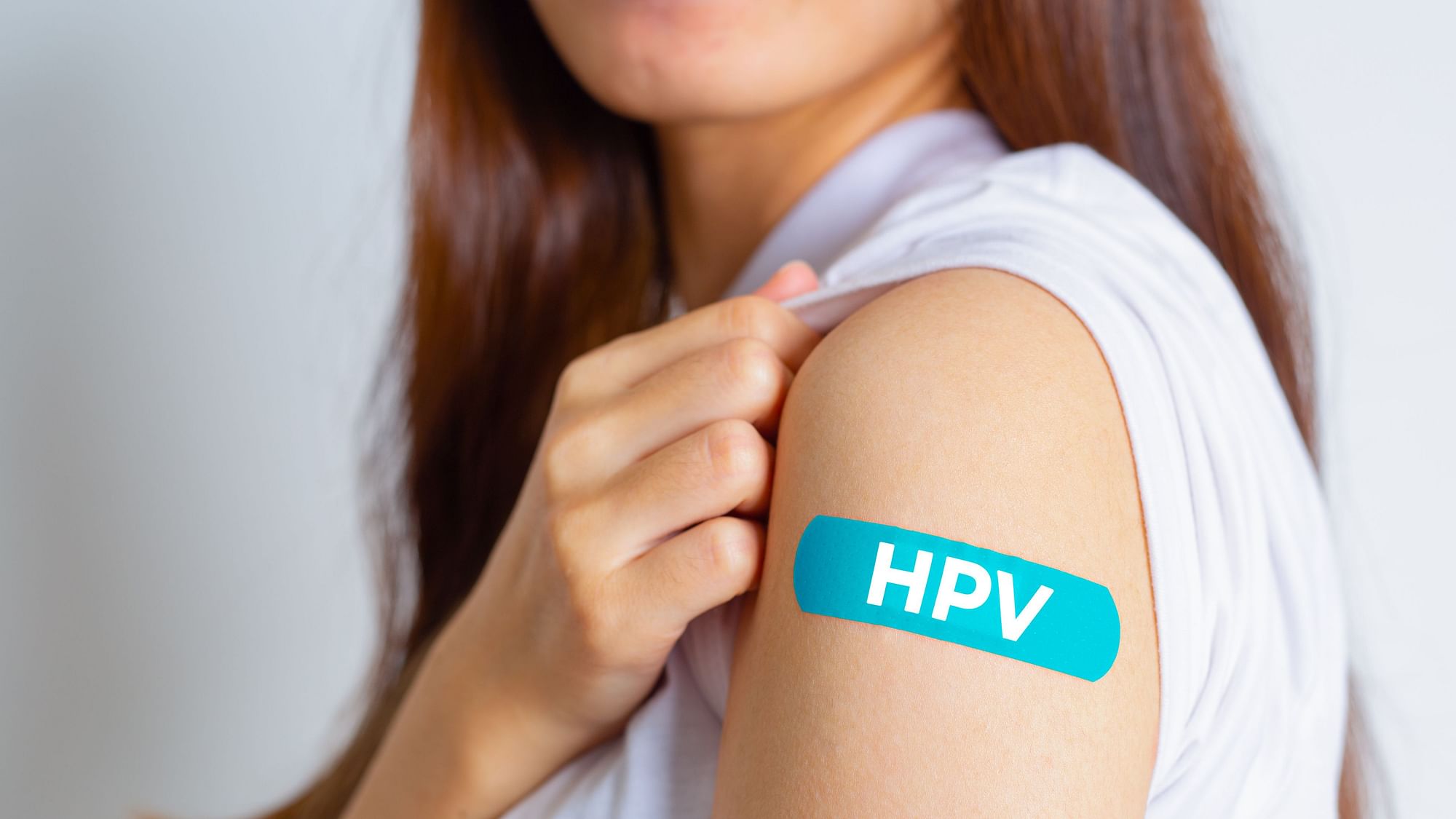 <div class="paragraphs"><p>Cervical Cancer Vaccine: पहली स्वदेशी एचपीवी वैक्सीन तय समय पर हुई लांच.</p></div>