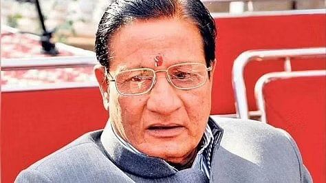 Rajasthan: सचिन को CM, कांग्रेस अध्यक्ष के लिए गहलोत की चर्चा के बीच राजस्थान के 90 से अधिक MLA ने इस्तीफा सौंपा.