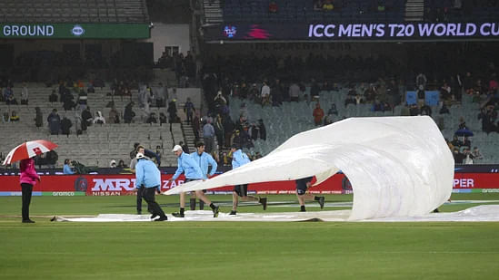 ENG vs PAK: मेलबर्न में बारिश की संभावना, ICC को मैच से पहले बदलने पड़े नियम