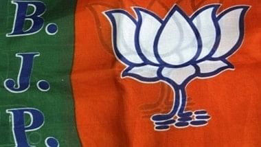 <div class="paragraphs"><p>Gujarat Chunav: BJP में पार्टी विरोधी गतिविधियों के कारण और 12 बागी निलंबित</p></div>