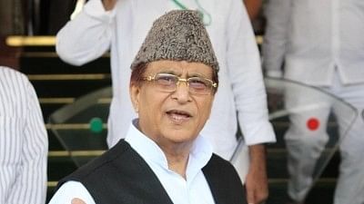 Abdullah Azam Khan को इस साल फरवरी में विधायक के रूप में अयोग्य घोषित कर दिया गया था.