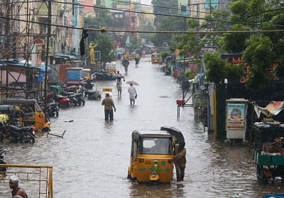 <div class="paragraphs"><p>IMD ने शुक्रवार को दक्षिण तमिलनाडु में भारी बारिश की चेतावनी दी</p></div>