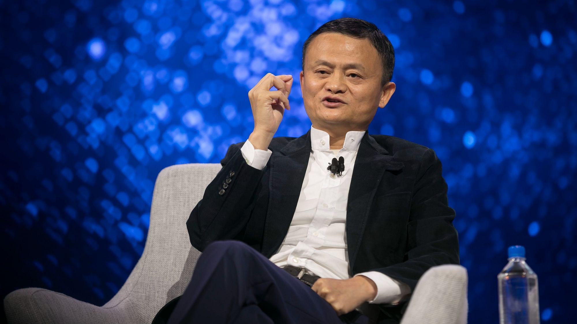 <div class="paragraphs"><p>Jack Ma के हाथ से निकली Ant Group की कमान</p></div>