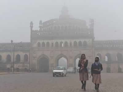 Uttar Pradesh में कड़ाके की ठंड का अलर्ट, कई जिलों में स्कूल बंद