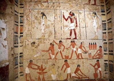 Egypt: रिपोर्ट के मुताबिक यह ममी  4300 साल पुरानी है.