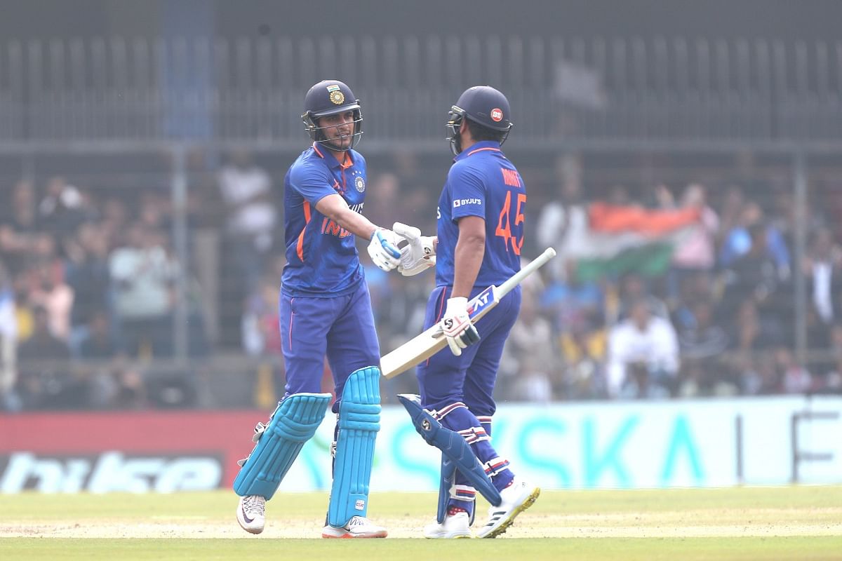 IND vs NZ: भारत ने दिया 386 रन का लक्ष्य, रोहित-शुभमन का शतक, पांड्या का पचासा